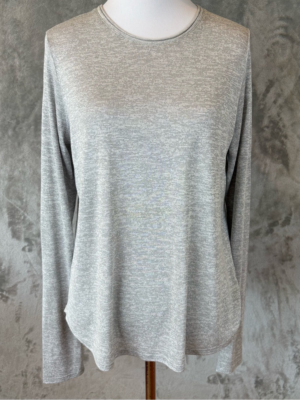 Vince Heather Grey Long Sleeve Back Pleat Crew Neck Top Knit Shirt Wmn’s S